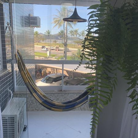 Apartamento Em Caraguatatuba Em Frente A Praia Exterior photo