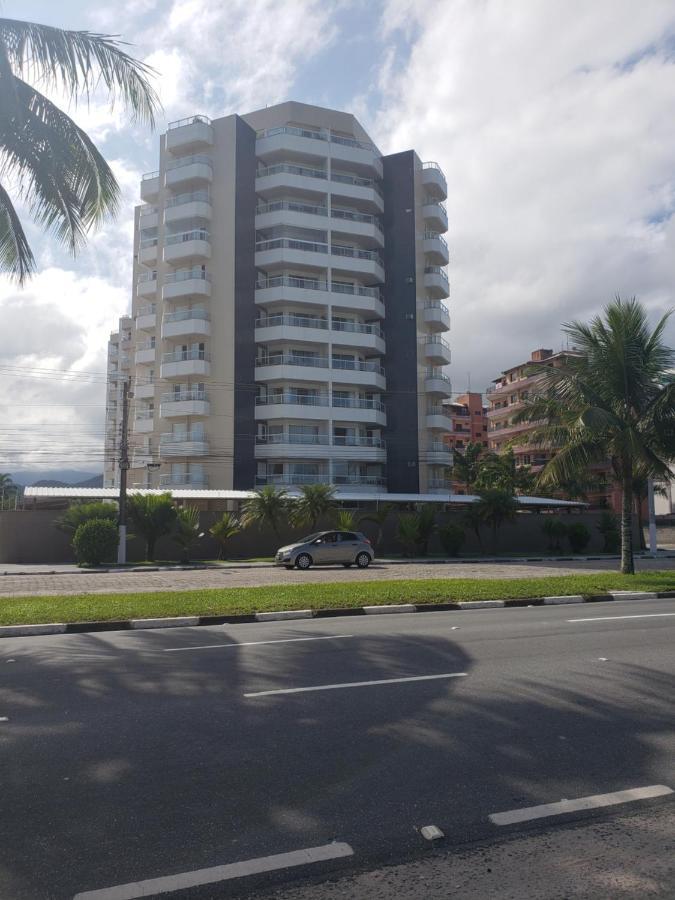 Apartamento Em Caraguatatuba Em Frente A Praia Exterior photo